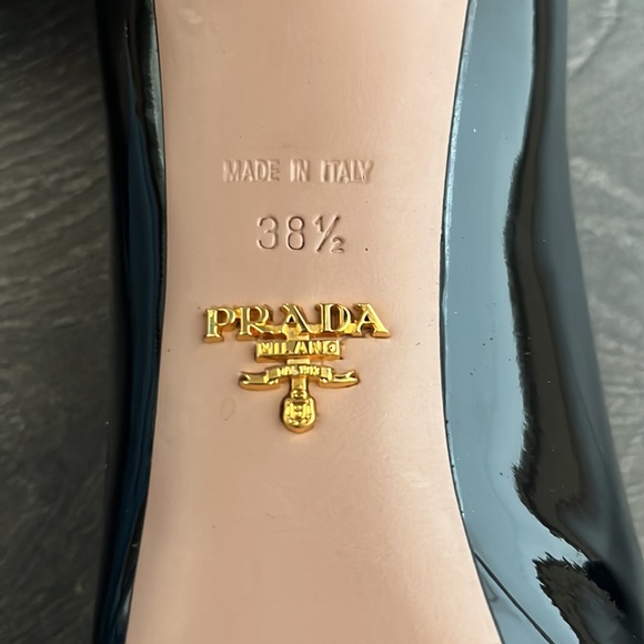 Prada peep-toe pumps - Picture 4 of 8